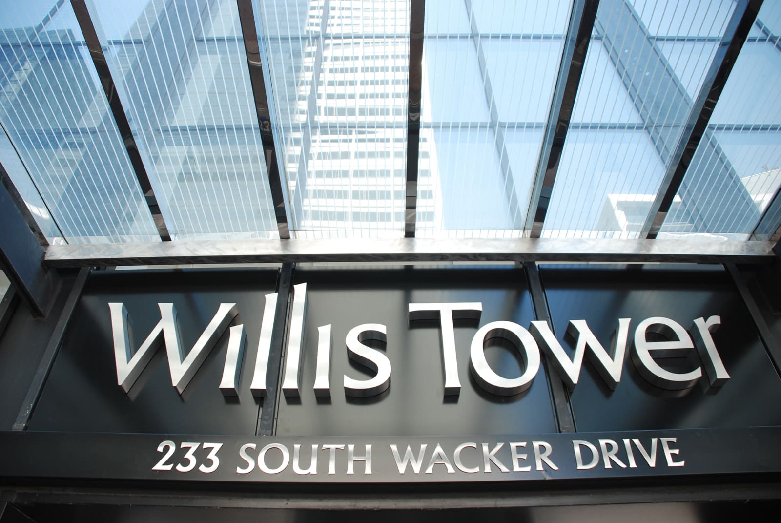 Willis_Tower_Facade_CU_07_16_09